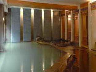 De hot spring - een kamer voor 2 met een groot bad